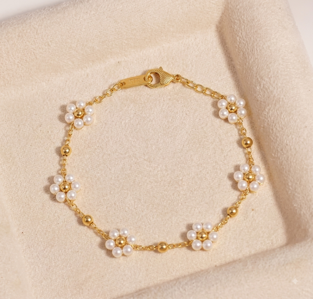 Pearl daisy bracelets