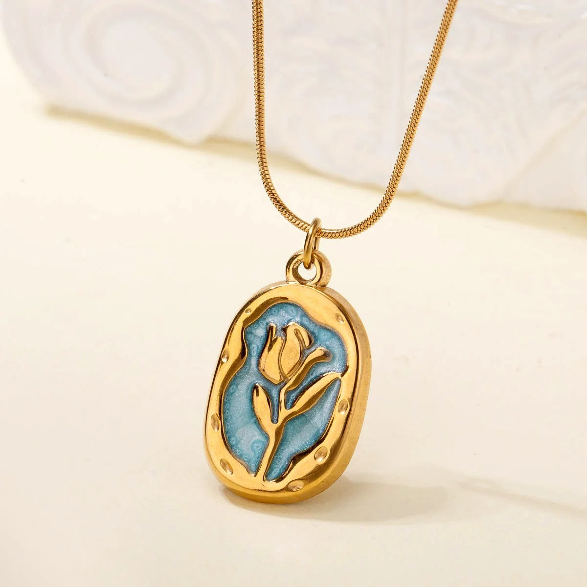 Tulip Pendant Necklace